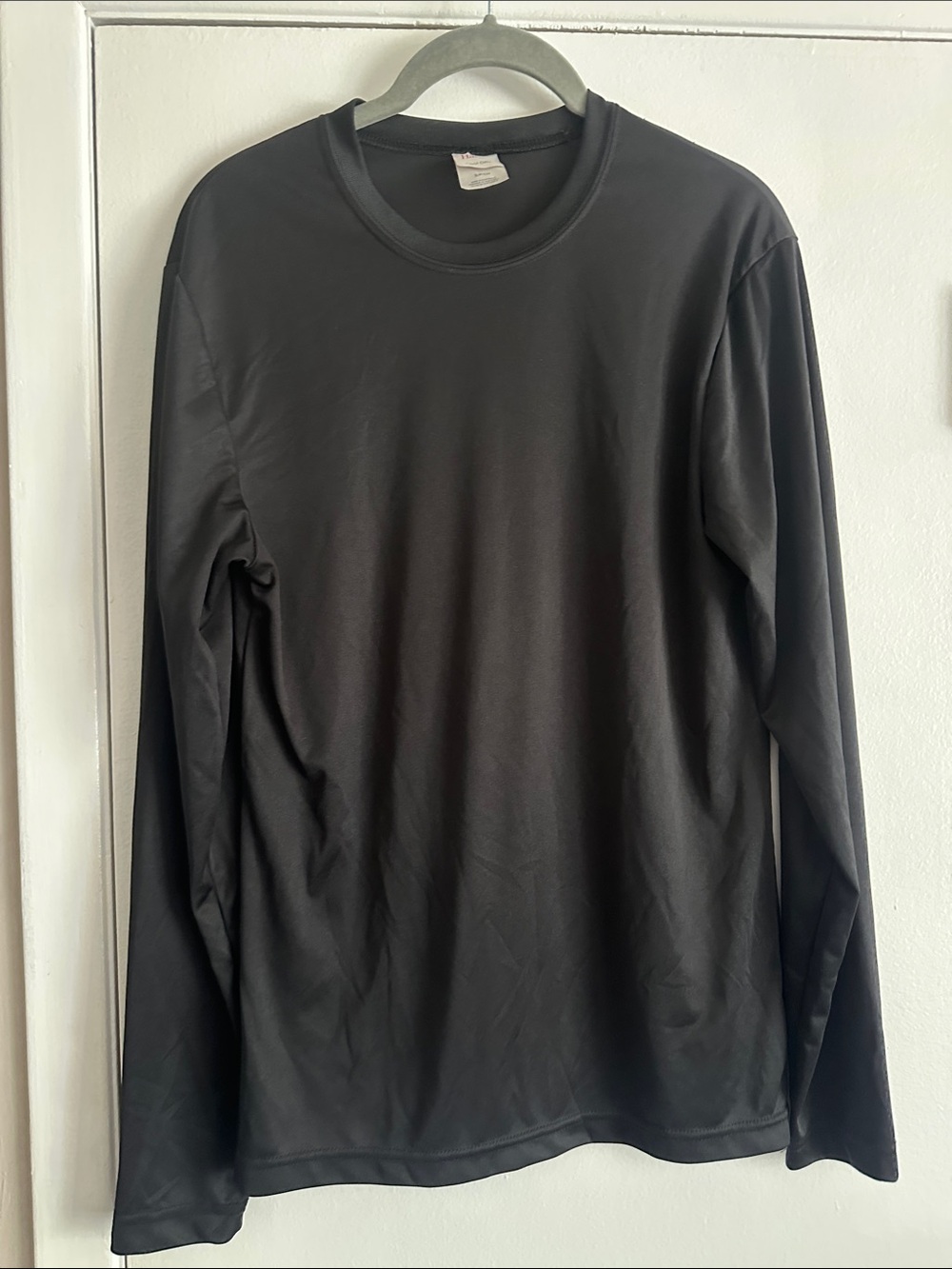 Hanes Black Long Sleeve Crew Neck Performance Tee